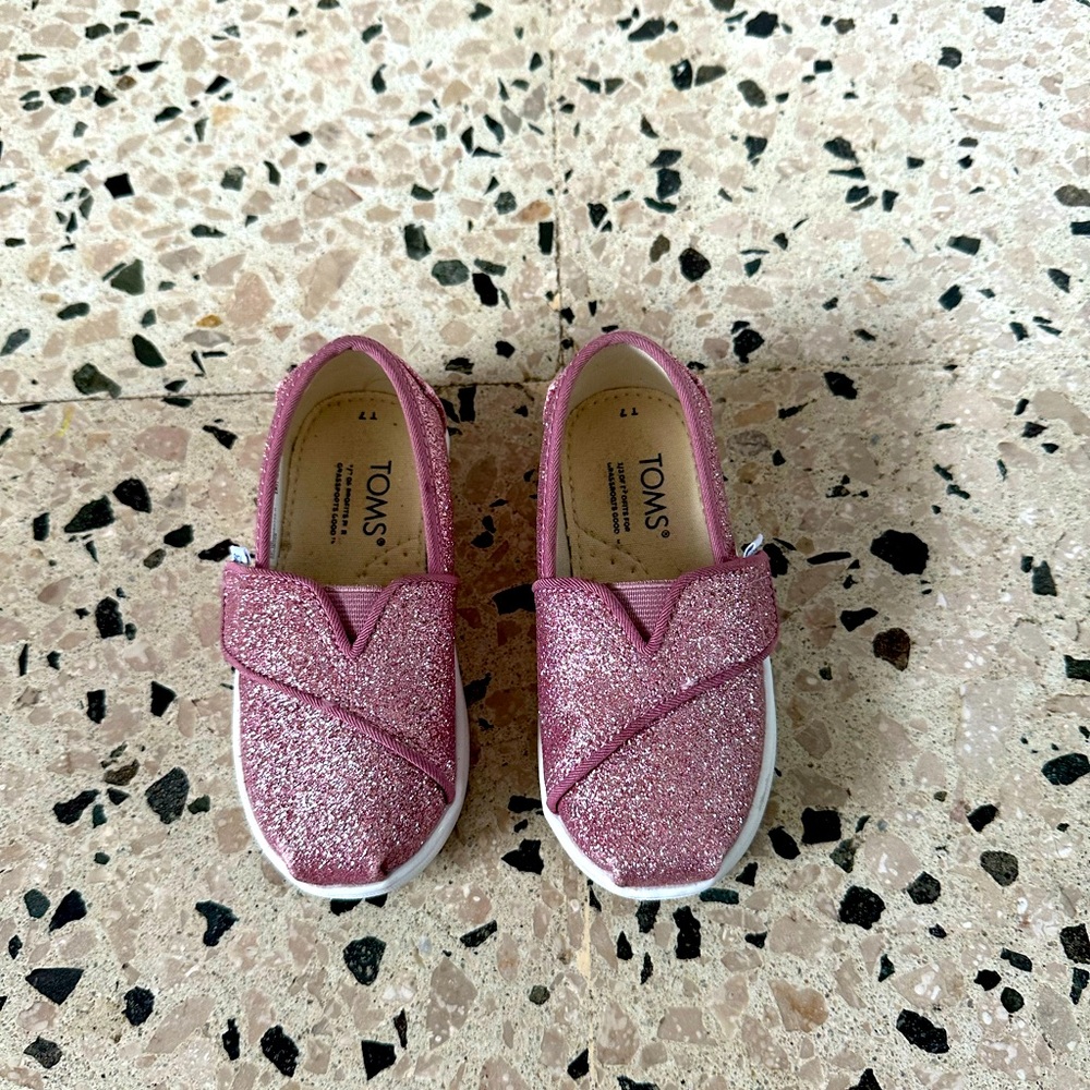 Toddler shoes